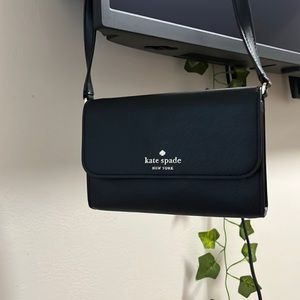 black kate spade crossbody bag
